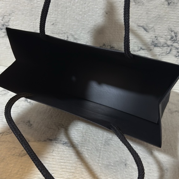 Chanel Black Shopping Bag / Gift Bag - Picture 4 of 9